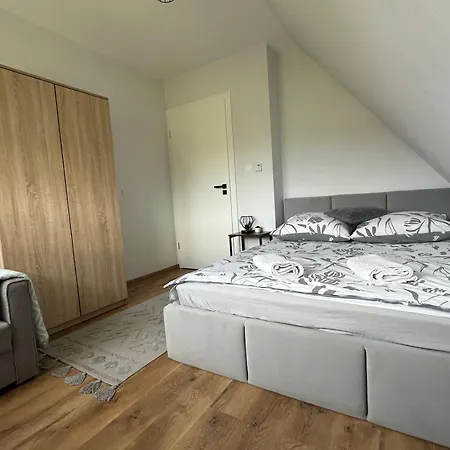 Apartmán U Moni *